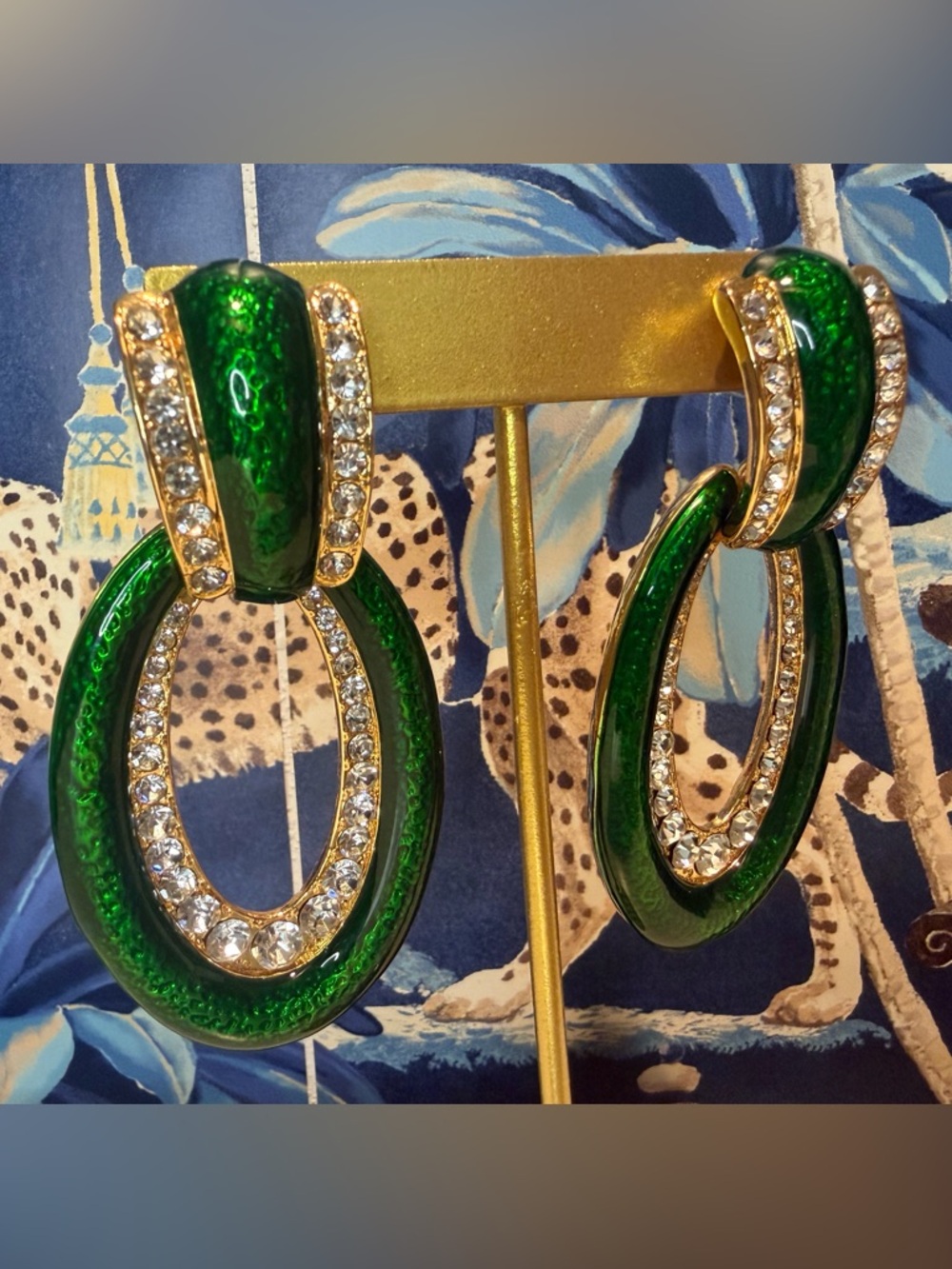 Catwalk Jon Earrings - Picture 3 of 8